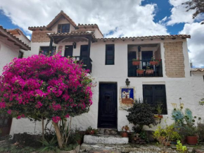  Hotel La Cueva de la Luna  Дуитама